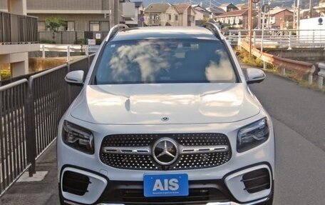 Mercedes-Benz GLB, 2022 год, 2 900 001 рублей, 4 фотография