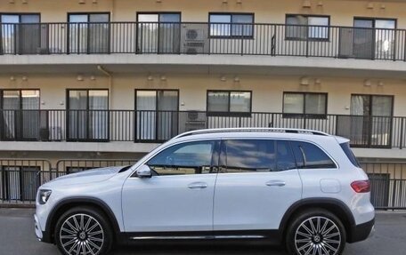 Mercedes-Benz GLB, 2022 год, 2 900 001 рублей, 6 фотография