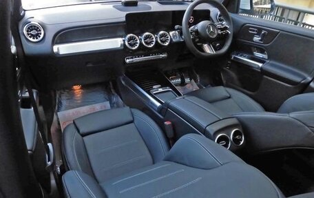 Mercedes-Benz GLB, 2022 год, 2 900 001 рублей, 11 фотография