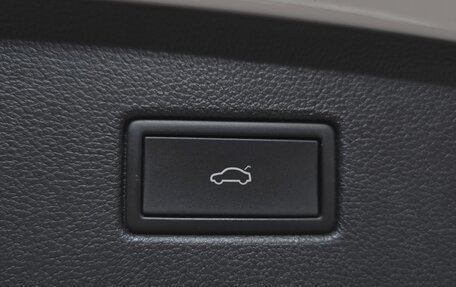 Volkswagen Tiguan II, 2023 год, 2 880 000 рублей, 19 фотография