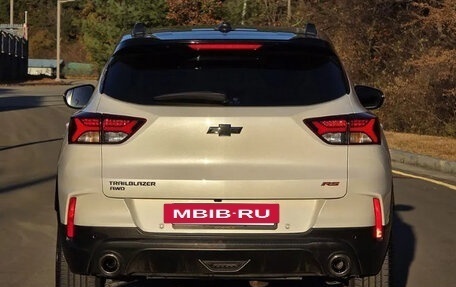 Chevrolet TrailBlazer, 2022 год, 1 945 000 рублей, 3 фотография