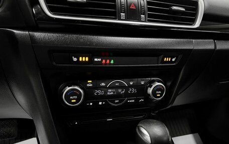 Mazda 3, 2014 год, 1 095 000 рублей, 17 фотография