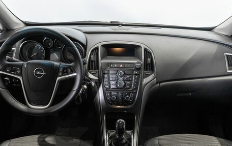 Opel Astra J, 2012 год, 626 000 рублей, 6 фотография