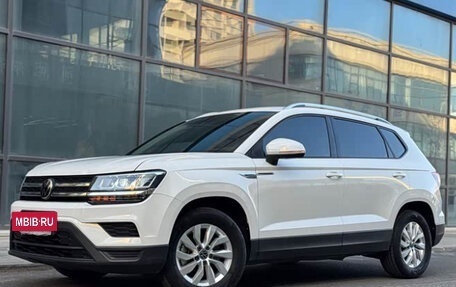 Volkswagen Tharu, 2022 год, 1 786 000 рублей, 2 фотография