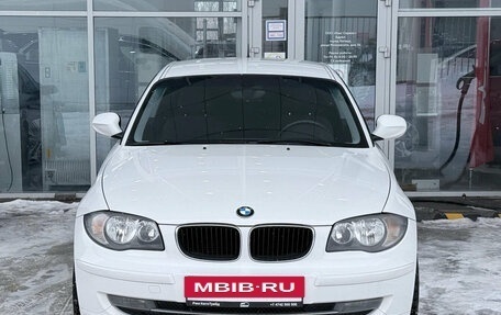 BMW 1 серия, 2011 год, 899 000 рублей, 3 фотография