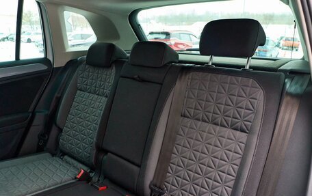 Volkswagen Tiguan II, 2021 год, 3 449 900 рублей, 32 фотография