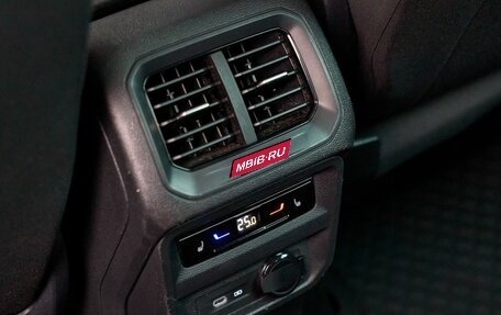 Volkswagen Tiguan II, 2021 год, 3 449 900 рублей, 33 фотография