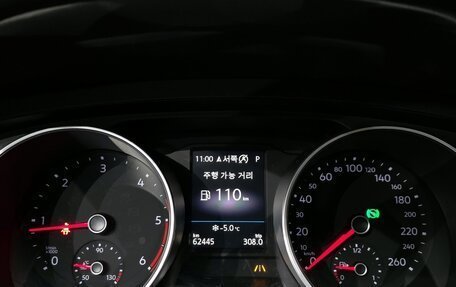 Volkswagen Tiguan II, 2019 год, 2 380 000 рублей, 20 фотография