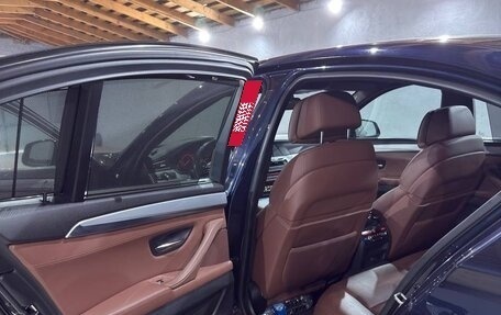 BMW 5 серия, 2010 год, 2 200 000 рублей, 14 фотография