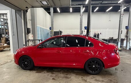 Skoda Rapid I, 2018 год, 1 300 000 рублей, 12 фотография