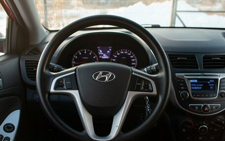 Hyundai Solaris II рестайлинг, 2013 год, 820 000 рублей, 21 фотография