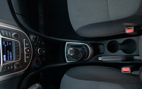 Hyundai Solaris II рестайлинг, 2013 год, 820 000 рублей, 29 фотография