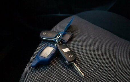 Hyundai Solaris II рестайлинг, 2013 год, 820 000 рублей, 38 фотография