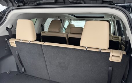 Toyota Highlander, 2025 год, 5 890 000 рублей, 26 фотография