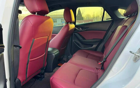 Mazda CX-4, 2022 год, 1 900 000 рублей, 7 фотография