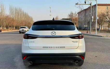 Mazda CX-4, 2022 год, 1 900 000 рублей, 5 фотография