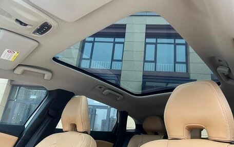 Volvo V40 II рестайлинг, 2019 год, 1 625 000 рублей, 16 фотография