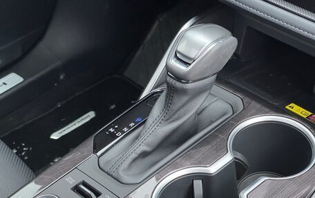 Toyota Highlander, 2025 год, 5 749 000 рублей, 21 фотография