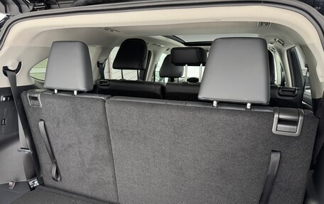 Toyota Highlander, 2025 год, 5 749 000 рублей, 26 фотография