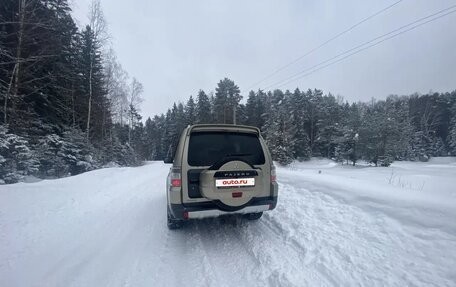 Mitsubishi Pajero IV, 2007 год, 1 750 000 рублей, 3 фотография