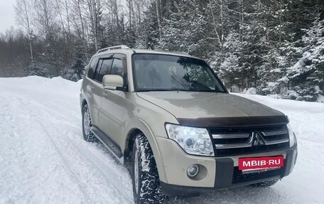 Mitsubishi Pajero IV, 2007 год, 1 750 000 рублей, 2 фотография