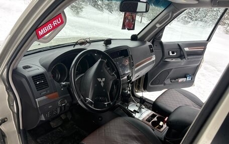 Mitsubishi Pajero IV, 2007 год, 1 750 000 рублей, 7 фотография