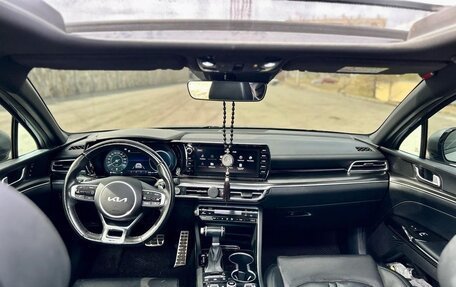 KIA K5, 2022 год, 2 100 000 рублей, 18 фотография