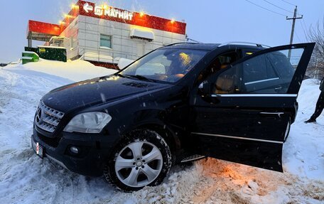 Mercedes-Benz M-Класс, 2009 год, 1 990 000 рублей, 8 фотография