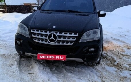 Mercedes-Benz M-Класс, 2009 год, 1 990 000 рублей, 3 фотография