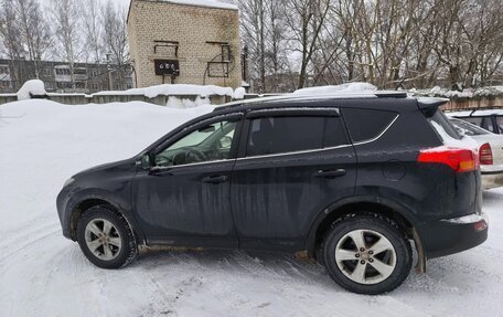 Toyota RAV4, 2014 год, 1 800 000 рублей, 2 фотография