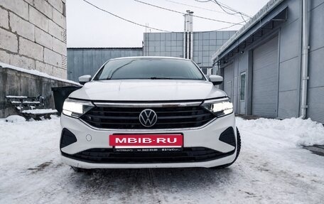 Volkswagen Polo VI (EU Market), 2021 год, 1 100 000 рублей, 2 фотография