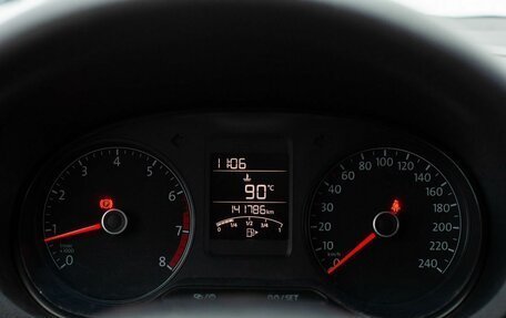 Volkswagen Polo VI (EU Market), 2017 год, 900 000 рублей, 22 фотография