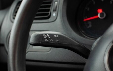 Volkswagen Polo VI (EU Market), 2017 год, 900 000 рублей, 23 фотография