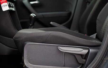 Volkswagen Polo VI (EU Market), 2017 год, 900 000 рублей, 32 фотография