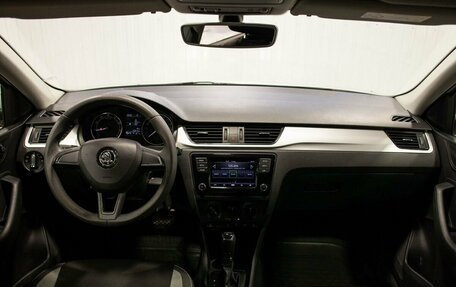 Skoda Rapid I, 2018 год, 1 055 000 рублей, 20 фотография