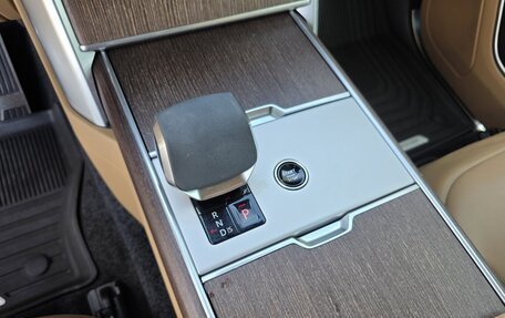 Land Rover Range Rover IV рестайлинг, 2024 год, 16 100 000 рублей, 20 фотография