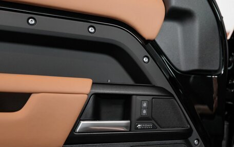 Land Rover Defender II, 2025 год, 17 490 000 рублей, 19 фотография