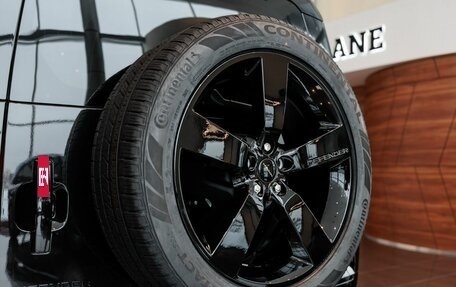 Land Rover Defender II, 2025 год, 17 490 000 рублей, 12 фотография