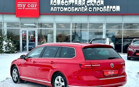 Volkswagen Passat B8 рестайлинг, 2018 год, 1 895 000 рублей, 6 фотография