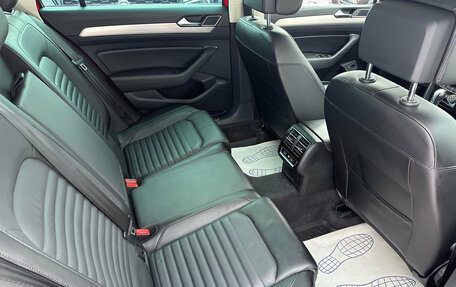 Volkswagen Passat B8 рестайлинг, 2018 год, 1 895 000 рублей, 18 фотография