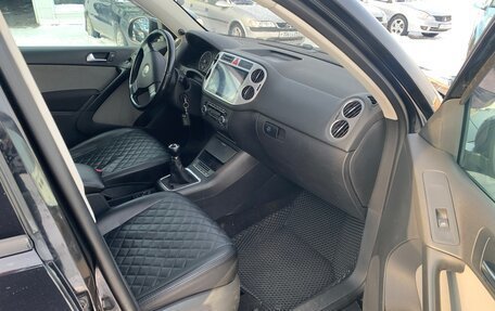 Volkswagen Tiguan I, 2010 год, 990 000 рублей, 10 фотография