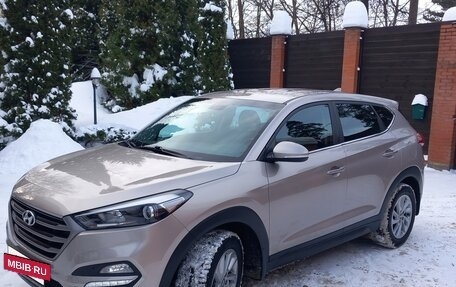 Hyundai Tucson III, 2017 год, 2 050 000 рублей, 2 фотография