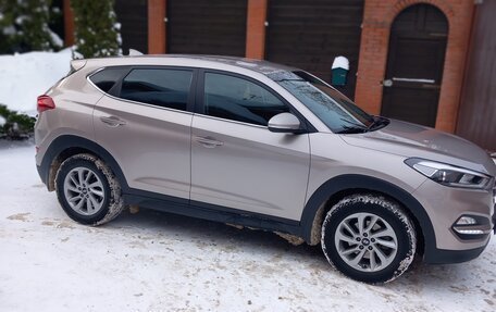 Hyundai Tucson III, 2017 год, 2 050 000 рублей, 6 фотография