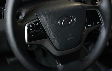 Hyundai Solaris II рестайлинг, 2019 год, 1 199 000 рублей, 12 фотография