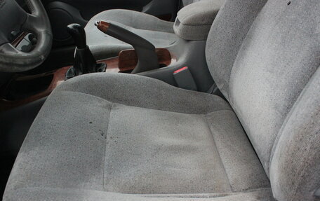 KIA Magentis I, 2002 год, 215 000 рублей, 11 фотография