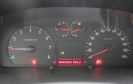 KIA Magentis I, 2002 год, 215 000 рублей, 18 фотография