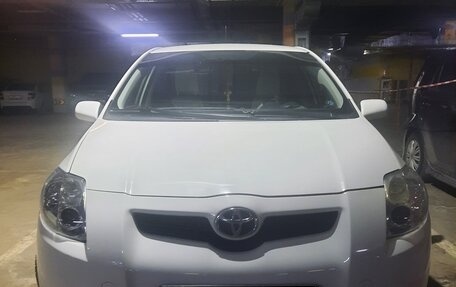 Toyota Auris II, 2008 год, 800 000 рублей, 1 фотография