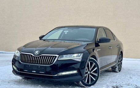 Skoda Superb III рестайлинг, 2025 год, 2 950 000 рублей, 1 фотография