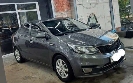 KIA Rio III рестайлинг, 2015 год, 830 000 рублей, 1 фотография