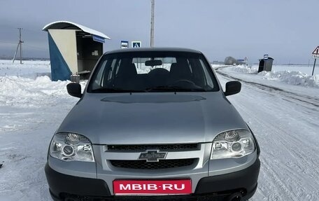 Chevrolet Niva I рестайлинг, 2015 год, 529 000 рублей, 1 фотография